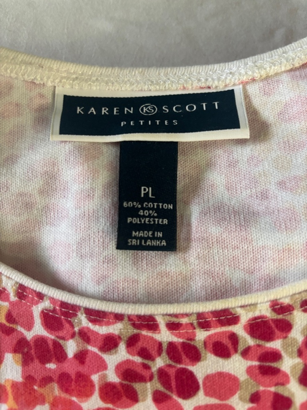 Karen Scott Short Sleeve Scoop Neck Tee in Pink Multi Dot Print - Picture 4 of 4
